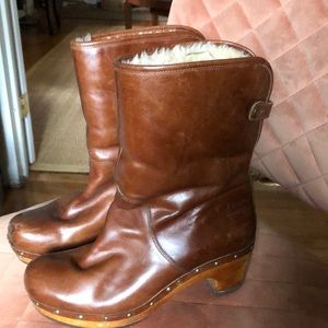 Leather Ugg clog boots